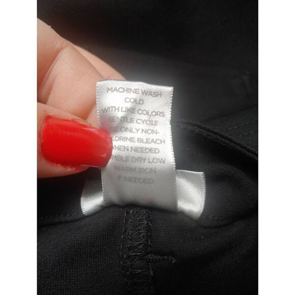 Avenue Women's PLUS PETITE Size 14P Black Cropped Jeggings Stretch Pants - Picture 4 of 7